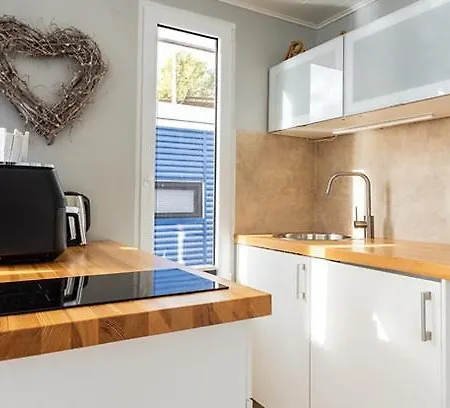 Fauler Schlafplatz - Hausboote Und Fischkutter Direkt Am * Karnin (Usedom)