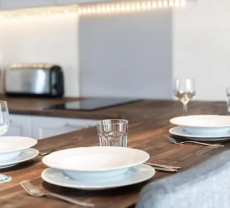 Fauler Schlafplatz - Hausboote Und Fischkutter Direkt Am *